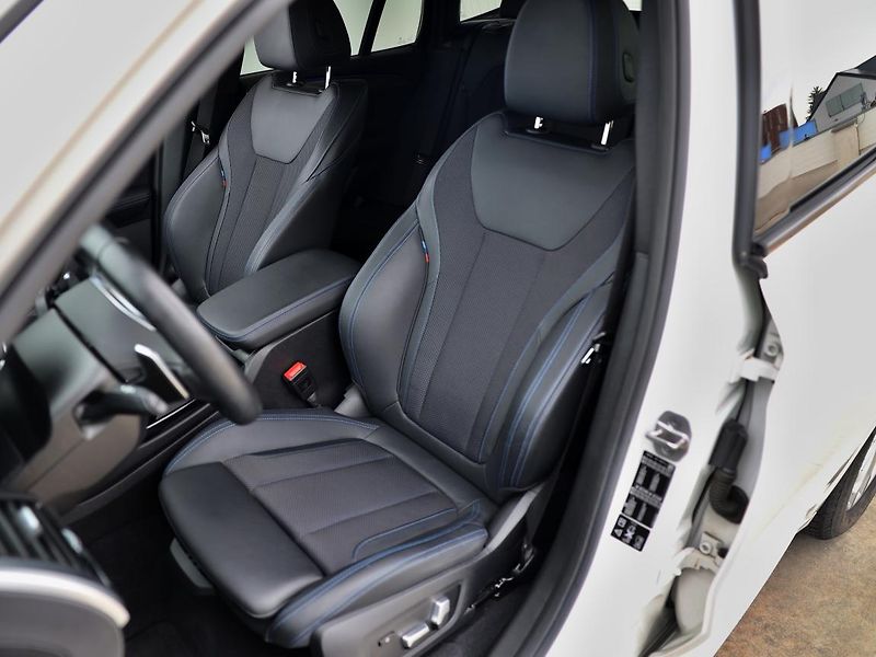BMW X3 xDrive20d - fotka 3 z 13