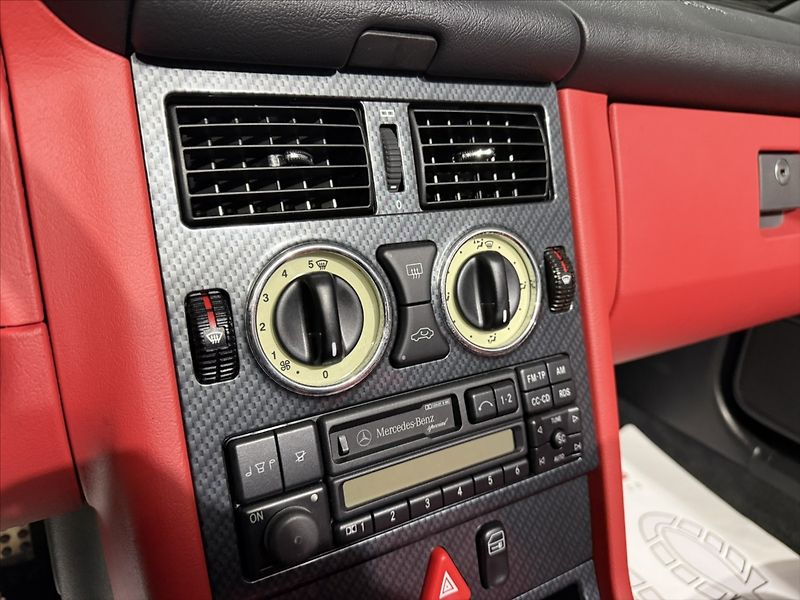 Mercedes-Benz SLK 2,0   200 15.000KM RARITA TOP - fotka 12 z 29