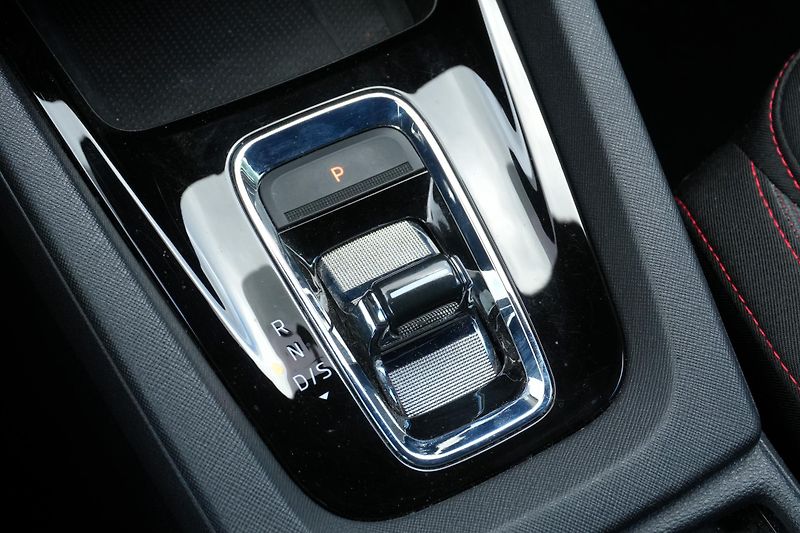 Škoda Octavia iV RS 1.4 TSI, ČR, Tažné, ACC - fotka 22 z 40