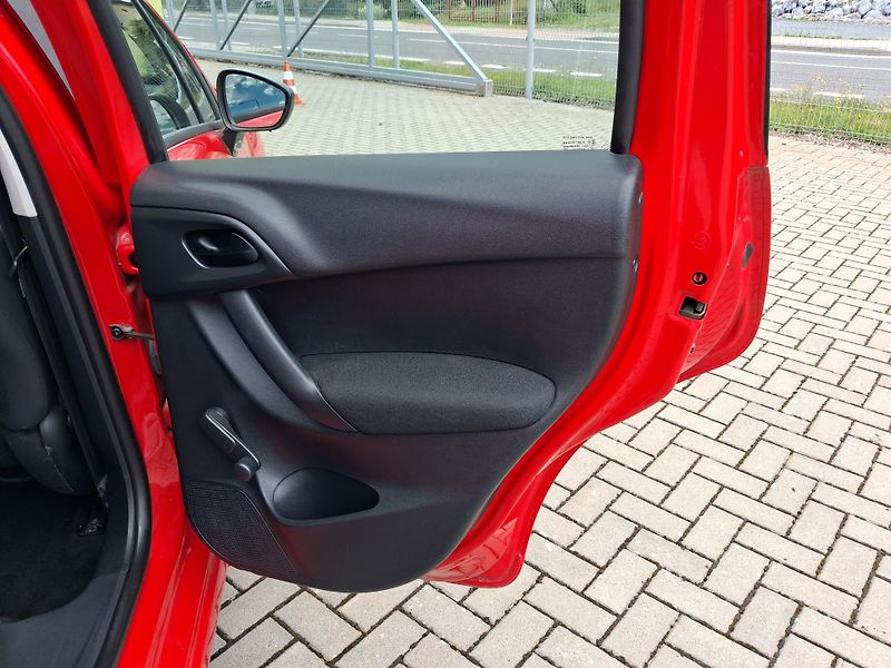 Citroën C3 (2016) SERVISKA NOVÉ ROZVODY NOVÁ STK - fotka 18 z 32