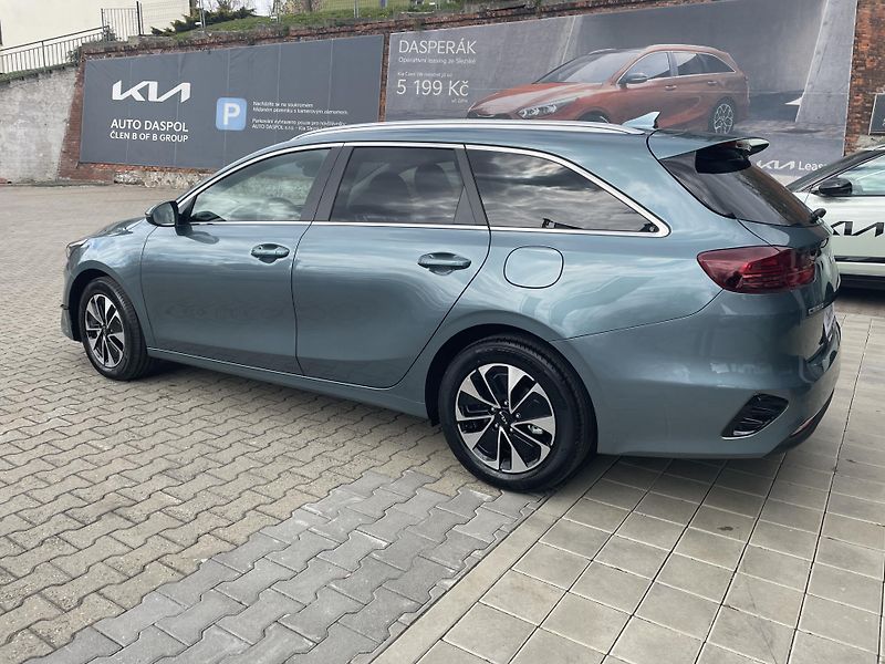 Kia Ceed SW (2025) 1,5T-GDi  TOP 