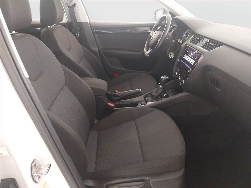 Škoda Octavia (2020) Style 1.5 TSI, Automat - fotka 9 z 22