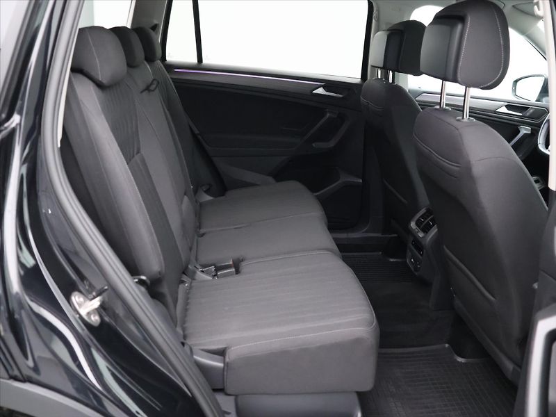 Volkswagen Tiguan Allspace 1,5 TSI 110kW DSG CZ Life DPH - fotka 10 z 24