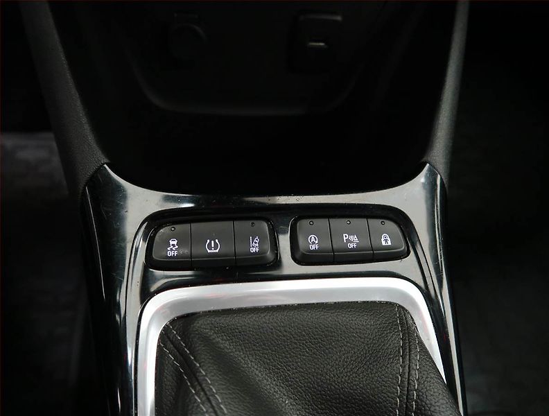 Opel Crossland X (2019) 1.2 Turbo, Serv.kniha - fotka 17 z 20