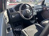 Volkswagen Touran (2011) 2.0TDi, AC, temp - náhled 2