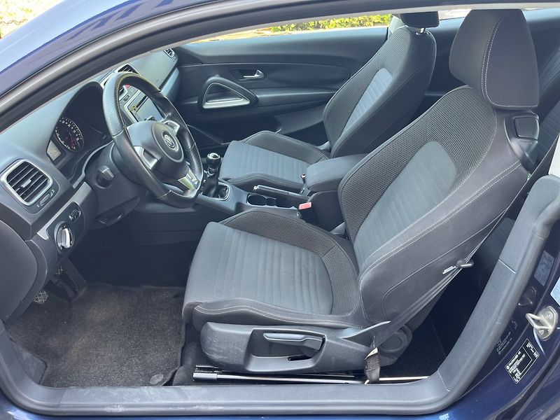 Volkswagen Scirocco (2012) 2.0 TDI R-Line Sada Kol - fotka 7 z 17