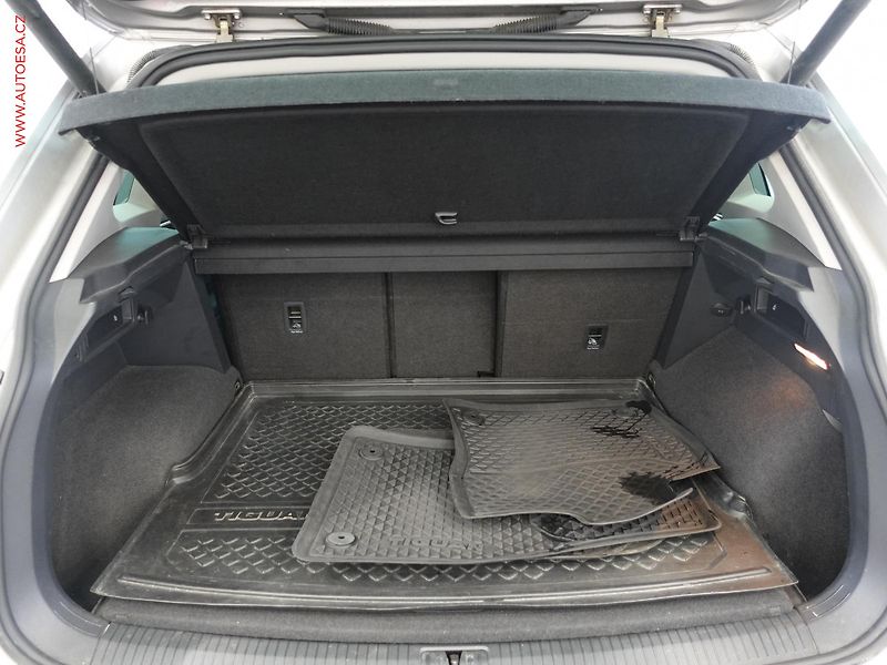 Volkswagen Tiguan (2018) 2.0TDI 4x4, ČR, DSG, navi - fotka 7 z 26