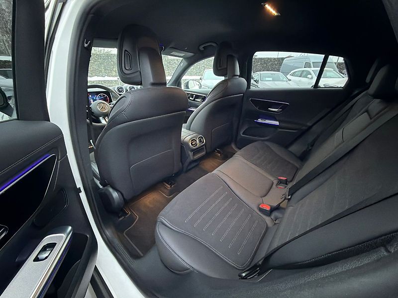 Mercedes-Benz GLC 220 d AMG 4MATIC kupé - fotka 28 z 31