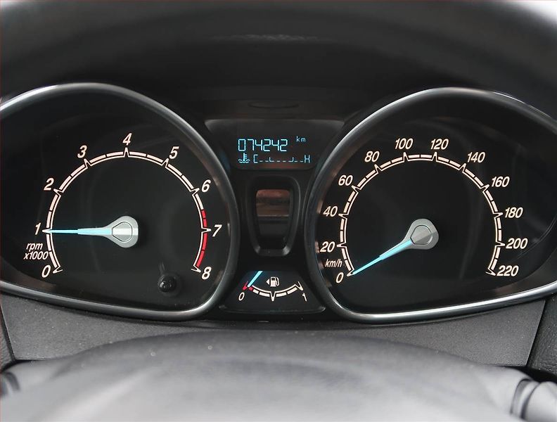 Ford B-MAX (2015) 1.0 EcoBoost, Serv.kniha - fotka 11 z 16