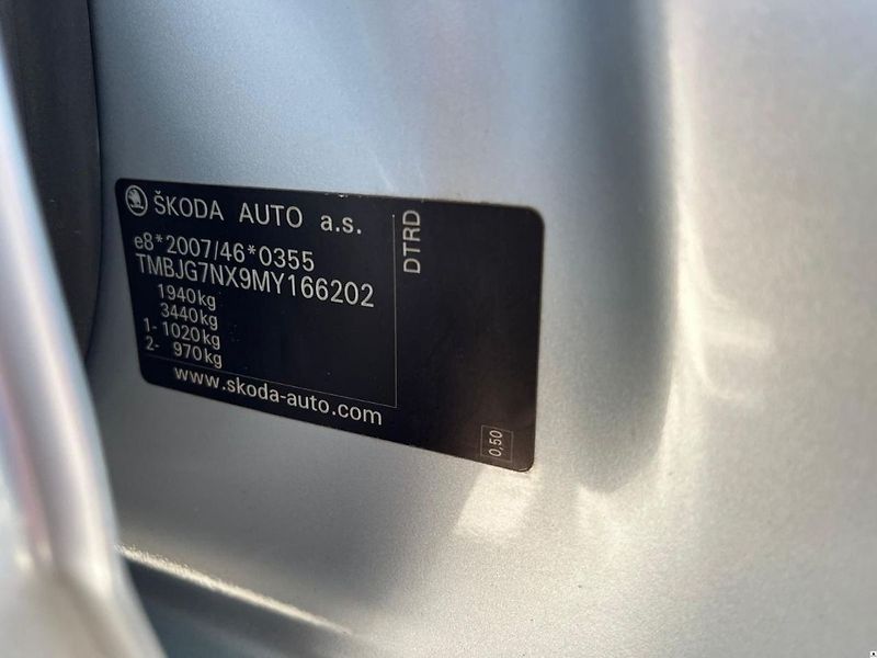 Škoda Octavia 2.0TDI-85KW/2022/1M,WEBASTO-ZÁ - fotka 46 z 48