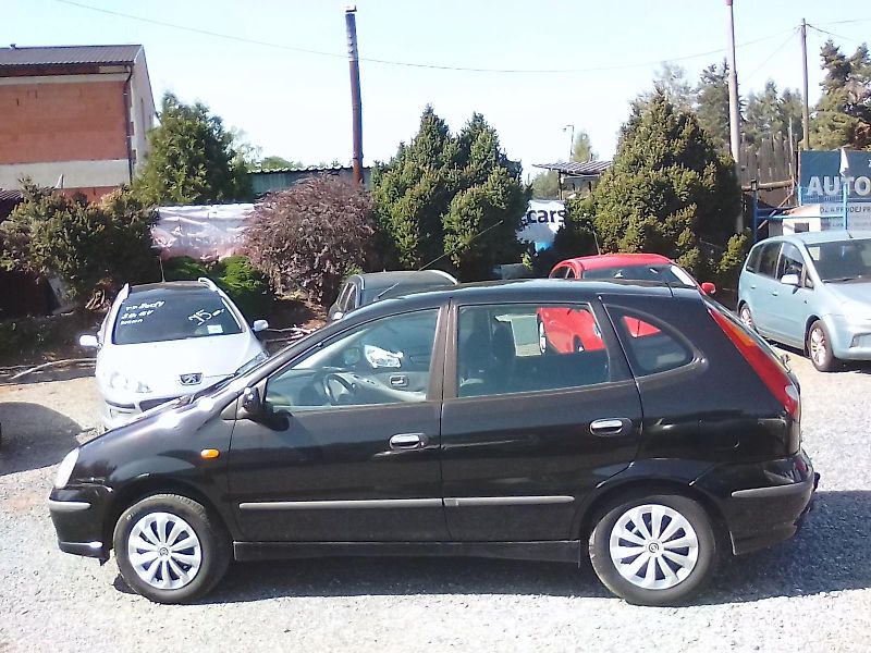 Nissan Almera Tino (2005) 1.8i 16V, kola navíc, závěs - fotka 4 z 32
