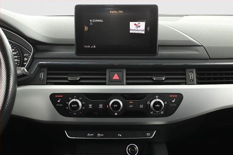 Audi A4 (2016) S-Line 2.0 TDI, Automat, Kůže - fotka 9 z 21