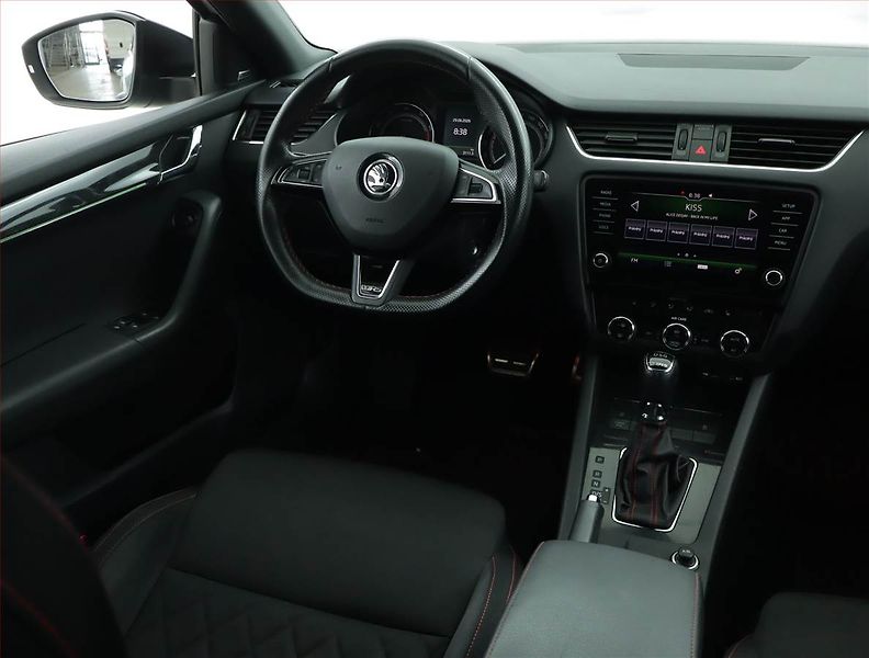 Škoda Octavia (2017) RS 2.0 TSI - fotka 7 z 16