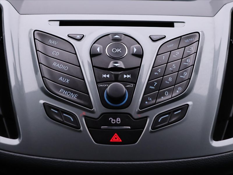 Ford C-MAX 2,0 TDCi 120kW Titanium 1.Maj. - fotka 24 z 37