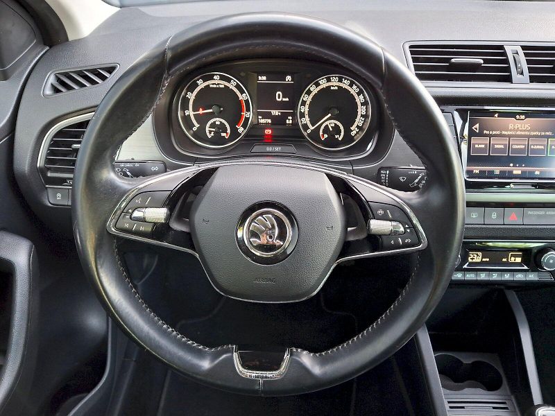 Škoda Fabia (2021) Style Plus 1,0TSi 70kW - fotka 15 z 32