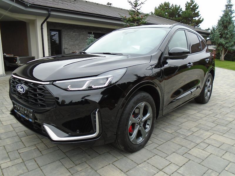 Ford Kuga 2.5 Plug-in-Hybrid ST-Line X  - fotka 2 z 44