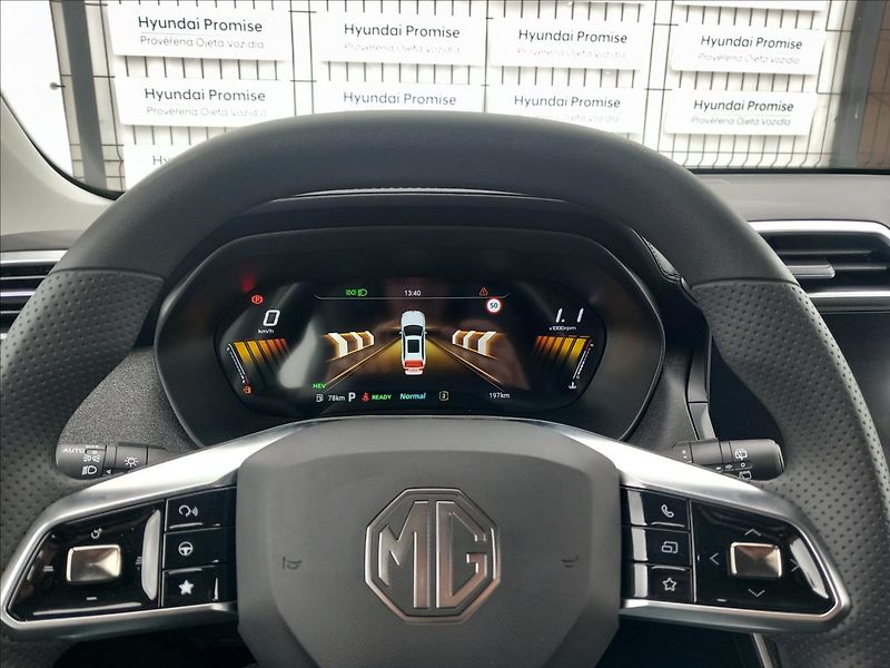 MG ZS (2025) 1,5 ESSENTIAL Hybrid+ - fotka 12 z 18