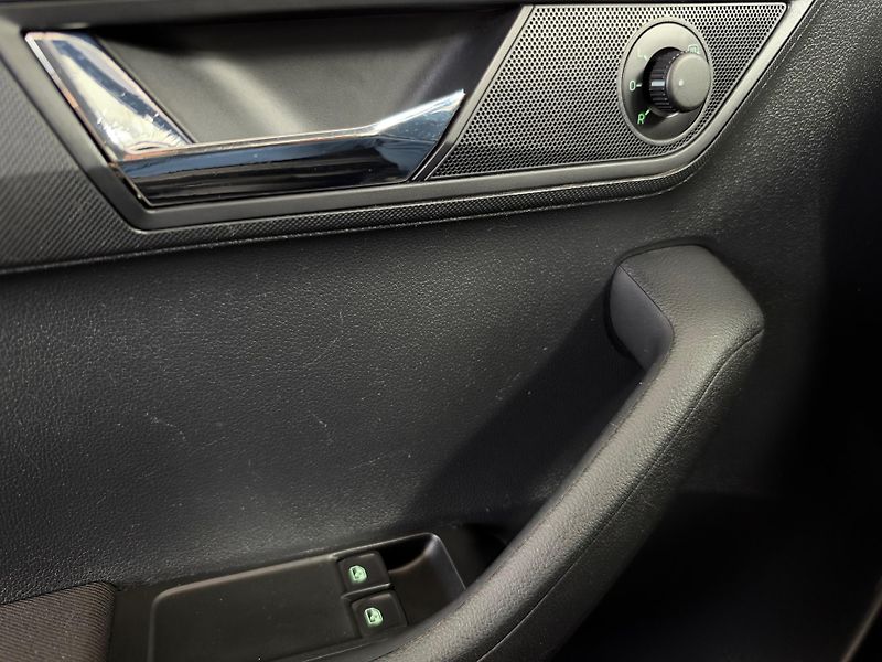 Škoda Fabia (2020) Ambition 1.0 TSI - CZ - DPH - fotka 16 z 21