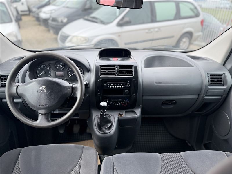 Peugeot Expert Tepee 2,0 SERVISKA, 9MÍST +SADA PNEU - fotka 17 z 25