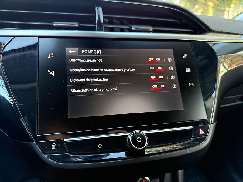 Opel Corsa e 50kWh Elegance - fotka 22 z 37