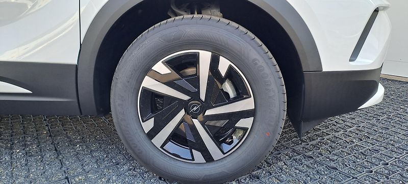 Opel Mokka (2026) 1.2 TURBO 100kW Edition MT6 - fotka 11 z 19