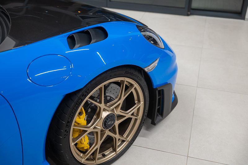 Porsche Cayman (2025) GT4 RS Weissach | PCCB | Lift - fotka 17 z 62
