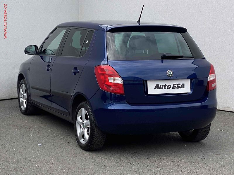 Škoda Fabia (2011) 1.2 TSi, Family - fotka 6 z 16