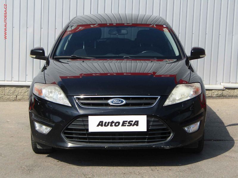 Ford Mondeo (2011) 2.0 TDCi, AC, tempo, výhřev - fotka 2 z 18