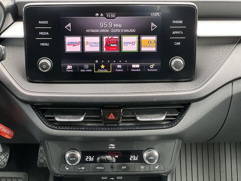 Škoda Fabia Ambition+ 1.0TSi 70kw PŮVOD ČR - fotka 21 z 44