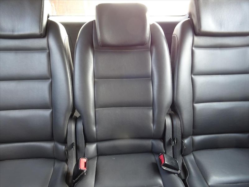 Volkswagen Touran 1,6 TDi 77 kW - fotka 14 z 25