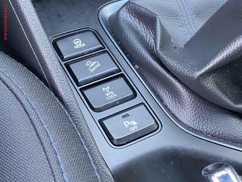 Hyundai Tucson (2018) 1.6T-GDi 4x4, ČR, Navi - fotka 16 z 19
