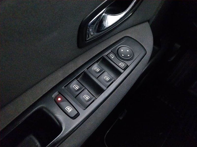 Renault Scénic (2013) 1.5 dCi, Tažné, CZ doklady - fotka 17 z 17