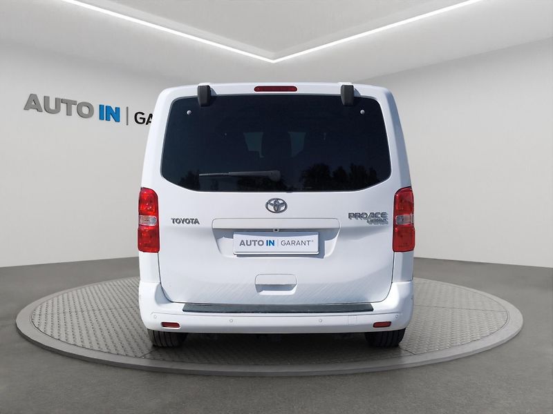 Toyota ProAce Verso (2022) L1 SELECTION 2.0 D-4D 130kW, Č - fotka 6 z 30