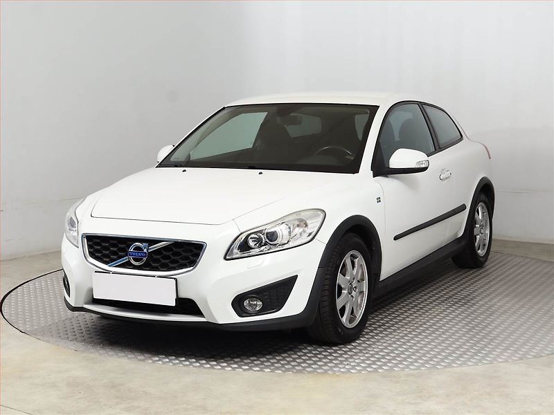 Volvo C30 (2012) D2, Serv.kniha, Park. senzory - fotka 2 z 14
