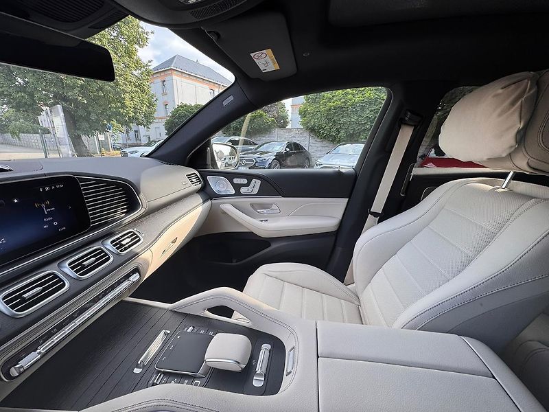 Mercedes-Benz GLE (2026) 450 d 4MATIC kupé - fotka 15 z 29