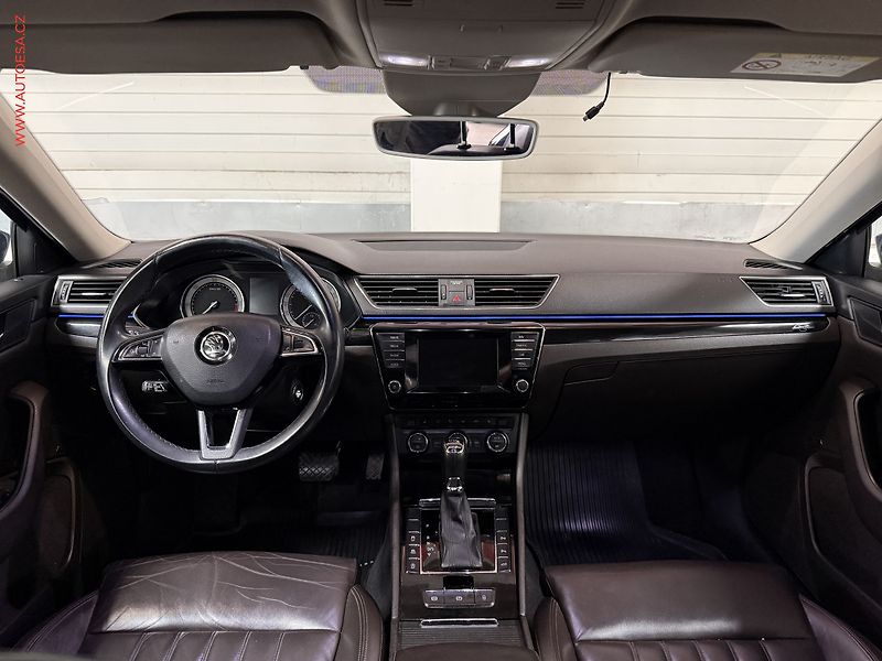Škoda Superb (2015) 2.0 TDi 4x4, ČR, L&K, DSG - fotka 8 z 23