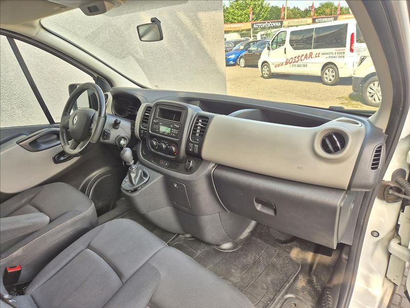 Renault Trafic 1,6 DCI 9 Míst L2 Long 2xKlima - fotka 23 z 26