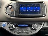 Toyota Yaris SELECTION 1.5 HYBRID 74kW - náhled 21