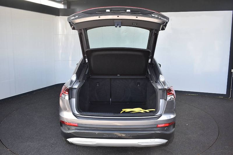 Audi Q4 e-tron (2023) Sportback quattro 220kW,Tepeln - fotka 10 z 26