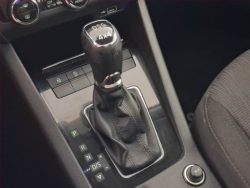 Škoda Octavia (2019) Style 2.0 TSI, 4X4, Automat - fotka 16 z 24