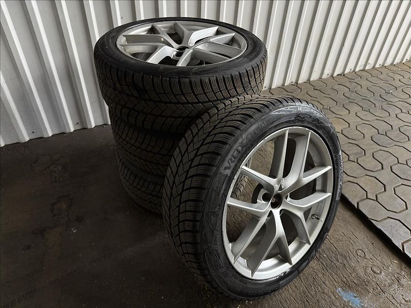 Alfa Romeo Stelvio 206kW Q4 VELOCE 2XALU - fotka 42 z 43