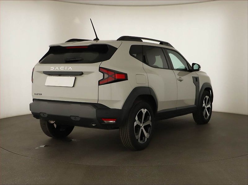 Dacia Duster (2025) 1.2 TCe, Journey, Navigace - fotka 5 z 13