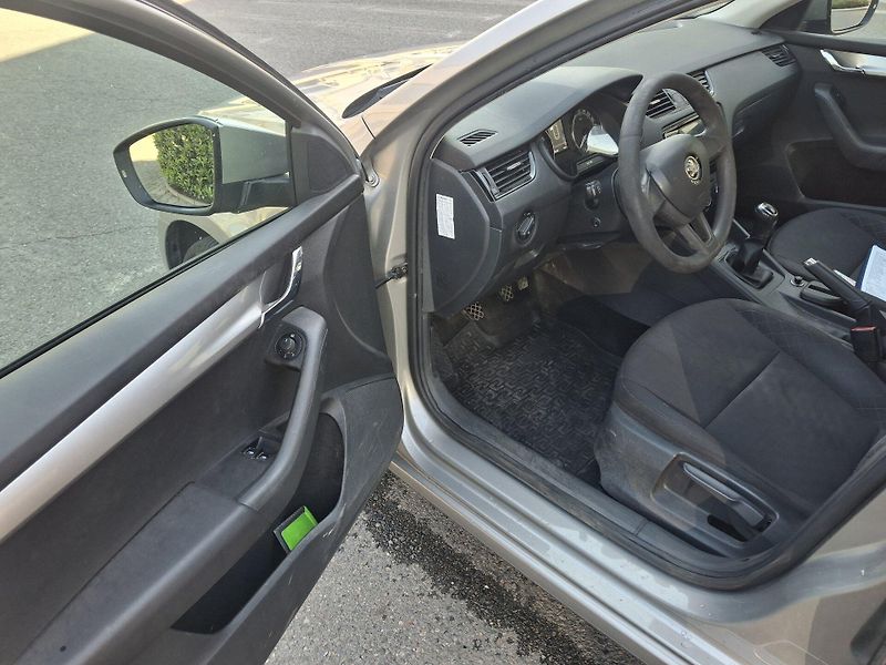 Škoda Octavia III 1,4 TSi 1TC3642 - fotka 20 z 32