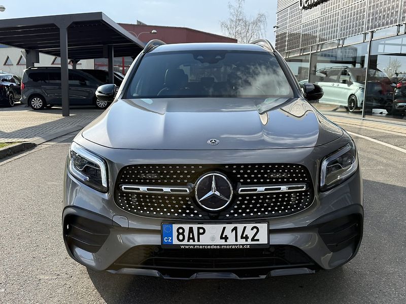 Mercedes-Benz GLB (2021) 220 d 4MATIC - fotka 2 z 46