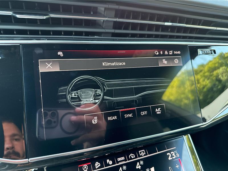 Audi Q8 50 TDI quattro - fotka 25 z 28