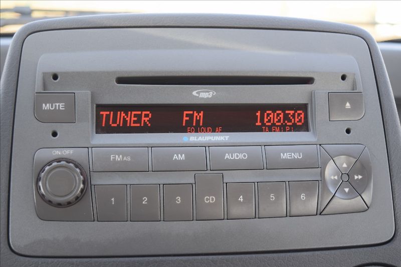 Fiat Panda 1,2 i 44KW AUTOMAT KLIMA ALU - fotka 39 z 49