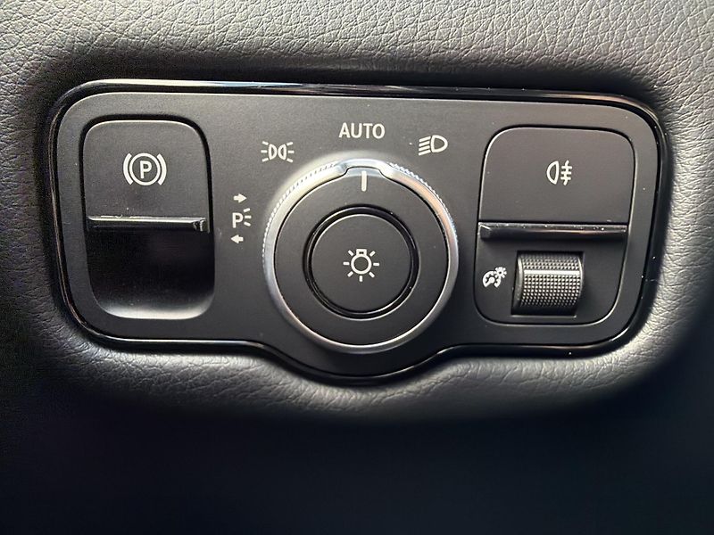 Mercedes-Benz Třídy V V 250 d 4M Style  L - fotka 26 z 29