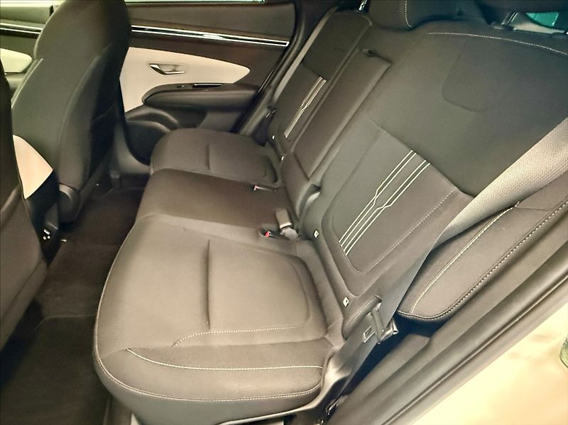 Hyundai Tucson 1,6 T-GDI SMART DPH - fotka 9 z 16