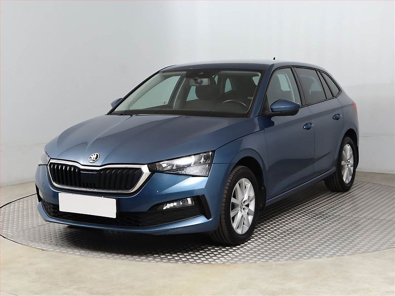 Škoda Scala (2021) Ambition 1.5 TSI, ČR,1.maj - fotka 2 z 18