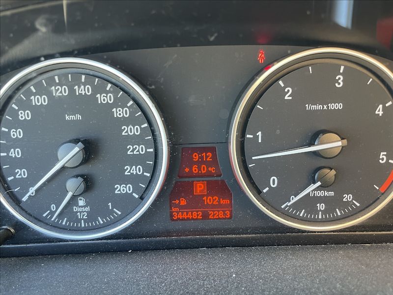 BMW X5 3,0 XDRIVE 40D M-Paket CZauto - fotka 14 z 33